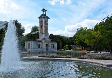 Le beffroi du parc Georges Brassens